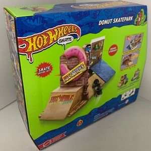 Hot wheels Donut Skateboard Park